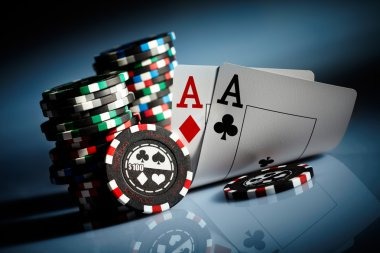 Live casino tables and esports dashboard interface